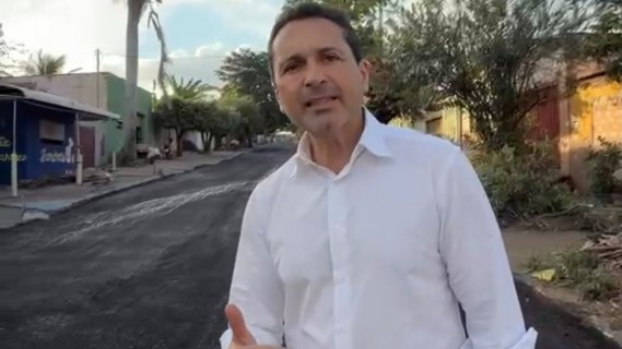 Prefeito Vilela vistoria obras de recapeamento e acelera revitalização do asfalto em Aparecida