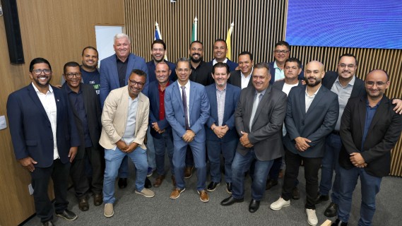 Gilsão Meu Povo é reconduzido à presidência da Câmara de Aparecida para o biênio 2027-2028