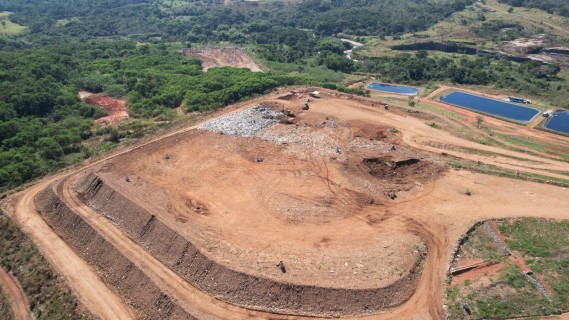 Gestão Vilela amplia Aterro Sanitário Municipal de Aparecida após licença ambiental.