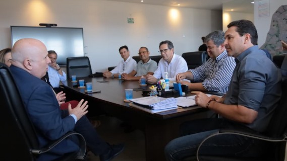 Prefeito Vilela recebe missão de Portugal e fortalece parceria para atrair investimentos e inovação
